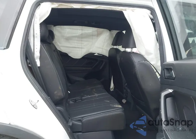 3VVCB7AX7PM072916: 44204567