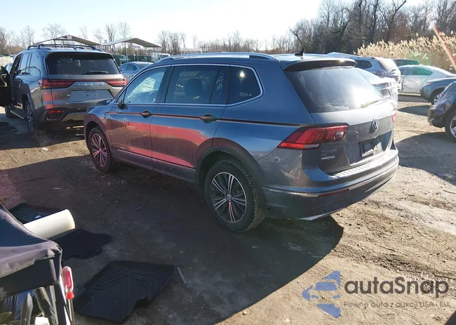 3VV2B7AX4KM090617: 44204582