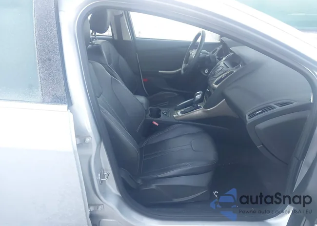 1FAHP3H21CL307109: 44204609