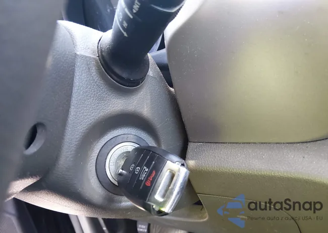 KNDPBCAC2F7701416: 44204618