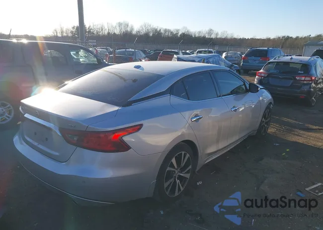 1N4AA6AP0HC388928: 44204628