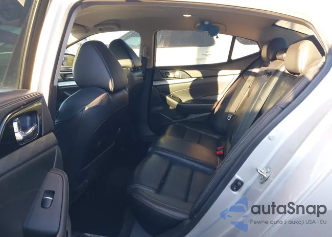 1N4AA6AP0HC388928: 44204628