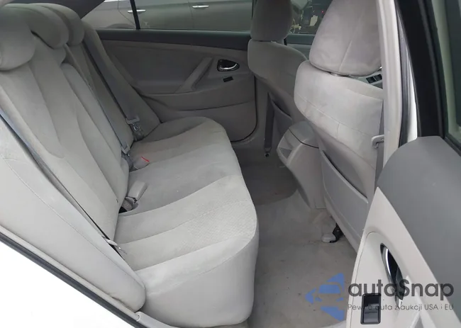 4T1BE46K59U840447: 44204656