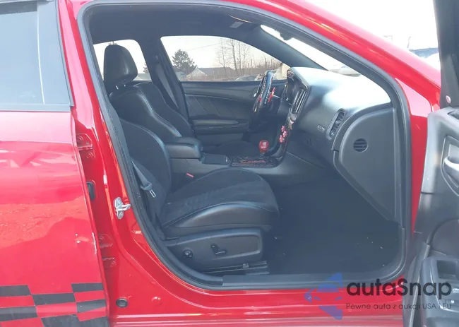 2C3CDXCT9MH503810: 44204685