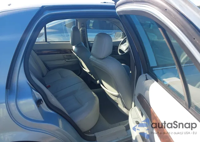 2MEFM75W34X646238: 44204704