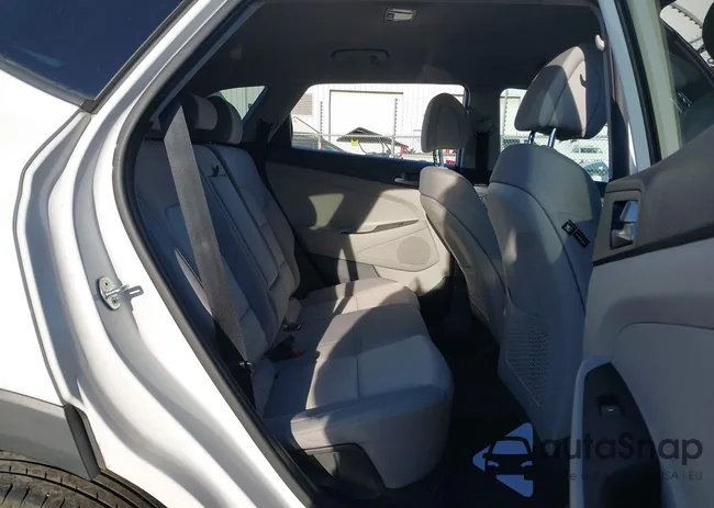 KM8J3CA49HU379241: 44204739