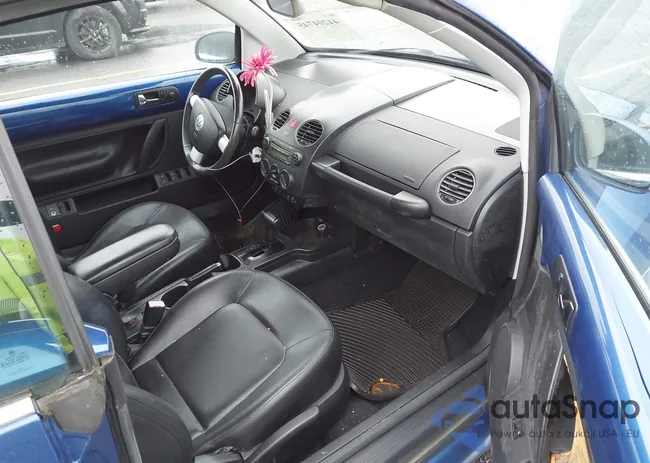 3VWRG31Y48M403557: 44204745