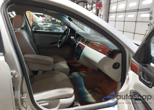 2G1WT58K879132517: 44204765