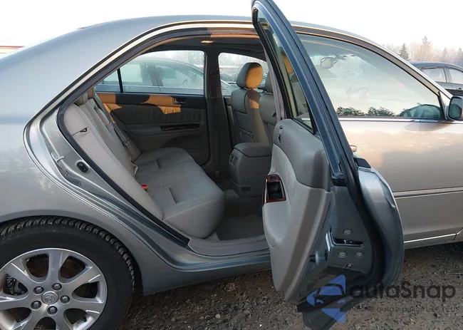 JTDBE30K063061627: 44204773