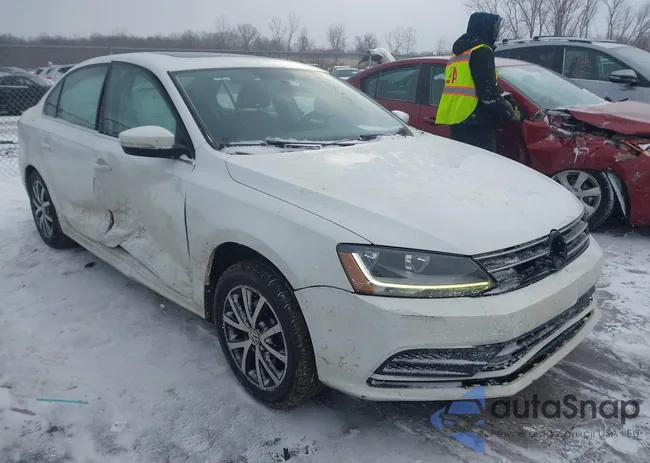 3VWDB7AJ3HM370456: 44204794