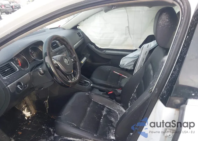 3VWDB7AJ3HM370456: 44204794