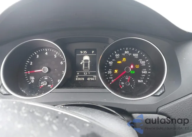 3VWDB7AJ3HM370456: 44204794