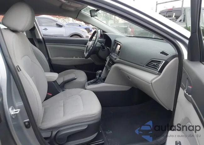 5NPD84LF5HH016517: 44204799