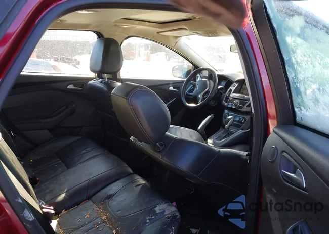 1FADP3N26DL150133: 44204827