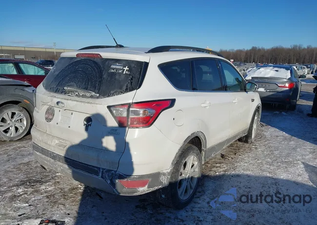 1FMCU0GD7JUB28347: 44204863