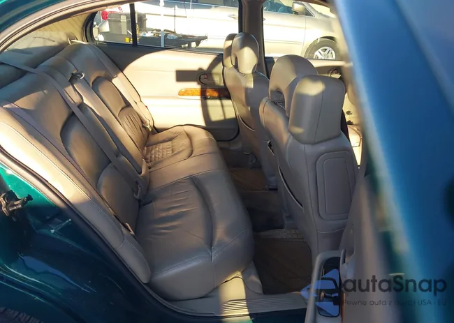 1G4HR54K3YU332080: 44204933