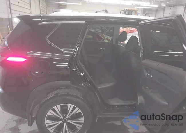 JN8BT3BB3PW483267: 44204973