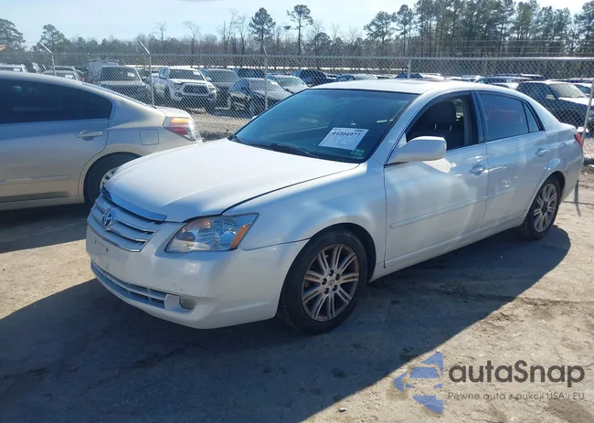 4T1BK36B86U167054: 44204977