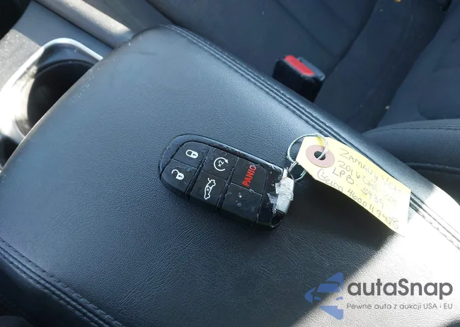 1C3CCCAB8GN100953: 44204982