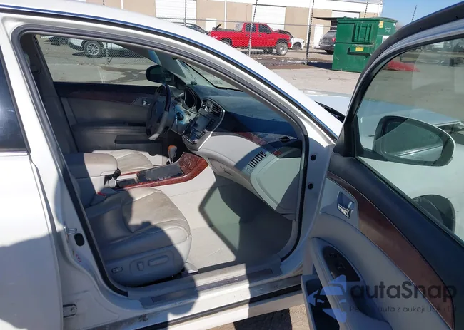 4T1BK3DB5CU467570: 44204014