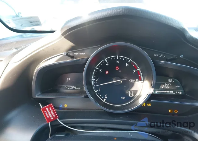 3MZBN1M38JM261652: 44204016