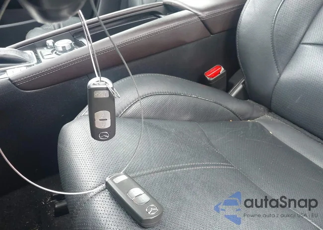 3MZBN1M38JM261652: 44204016