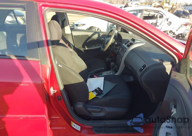 2T1BU4EE3DC935792: 44204026