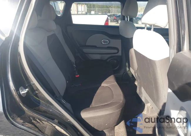 KNDJN2A24J7522611: 44204048