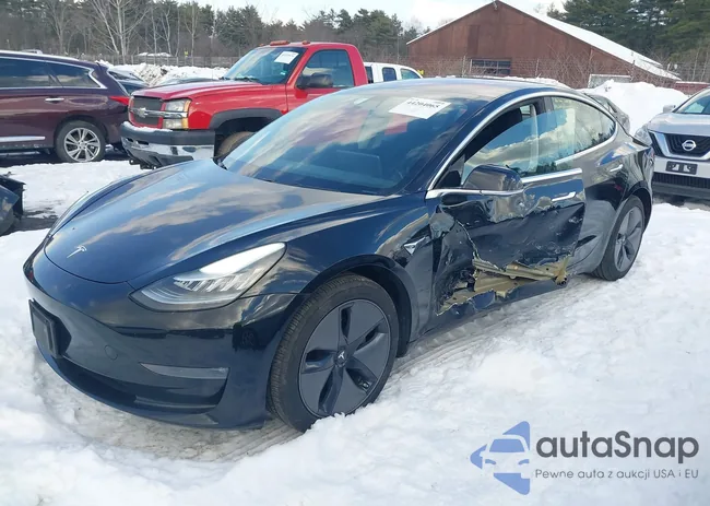 5YJ3E1EB8KF211465: 44204065