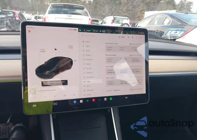 5YJ3E1EB8KF211465: 44204065