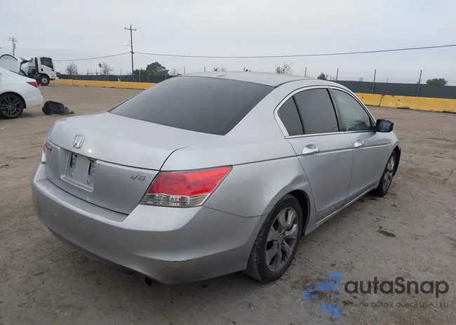 1HGCP36839A035681: 44204086