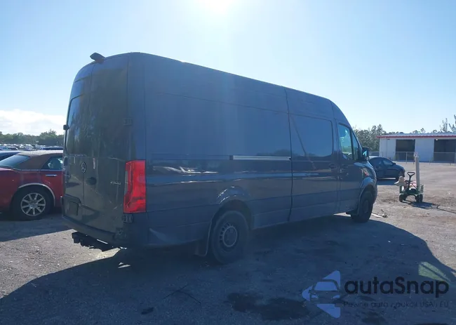 W1Y4NCHY7RT189476: 44204095