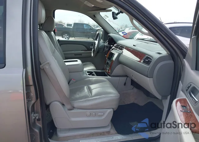 1GNFC13038R249412: 44204098