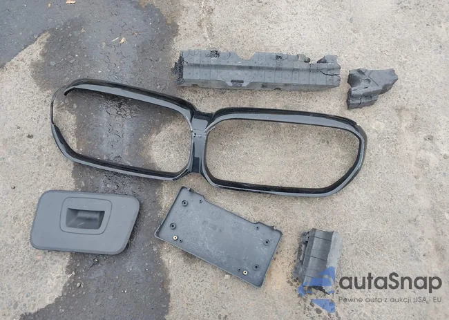 WBA53BH05NWX48273: 44204107