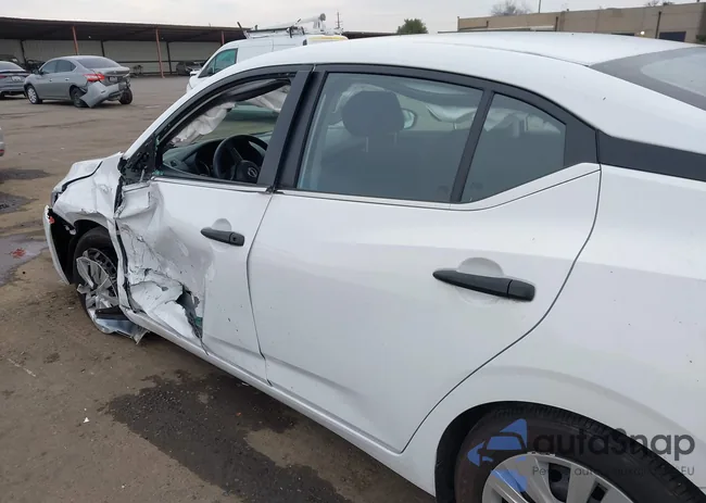 3N1AB8BV2RY233518: 44204121