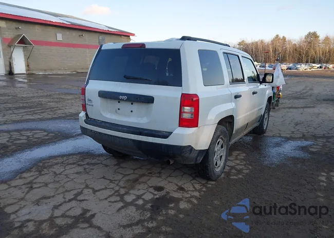 1C4NJRBB7FD324795: 44204256