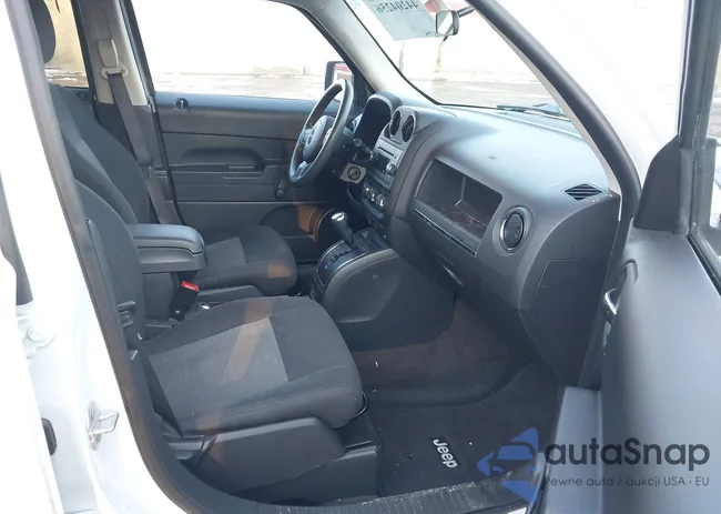 1C4NJRBB7FD324795: 44204256