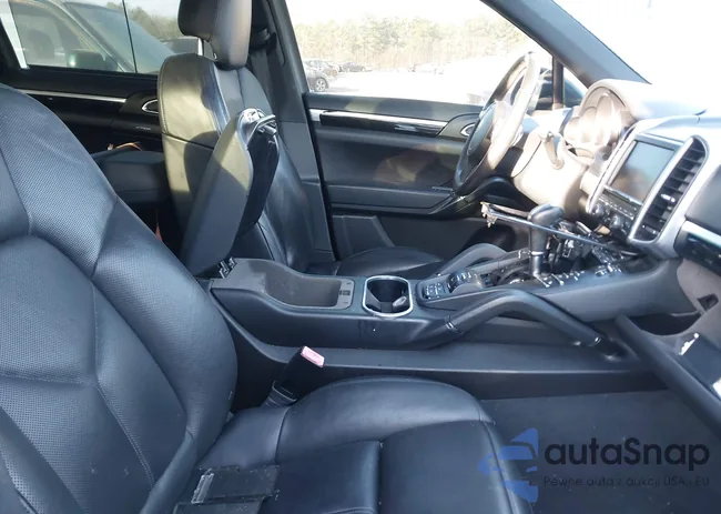 WP1AE2A24CLA92250: 44204261