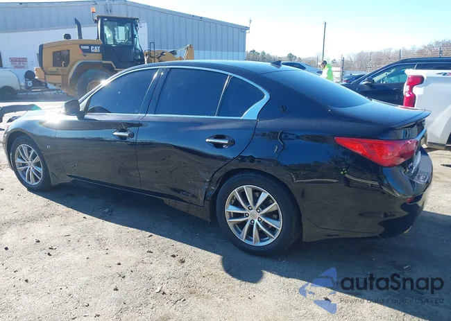 JN1BV7AR7FM393435: 44204287