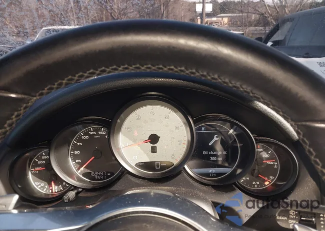 WP1AB2A25FLA56922: 44204325