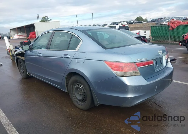 1HGCP2F3XCA111161: 44204343