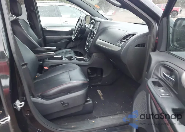 2C4RDGEG9GR242585: 44204358