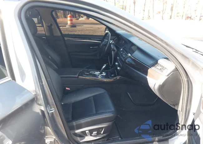 WBAXH5C59DDW15864: 44204365