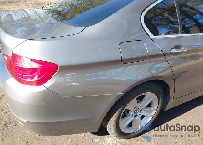 WBAXH5C59DDW15864: 44204365