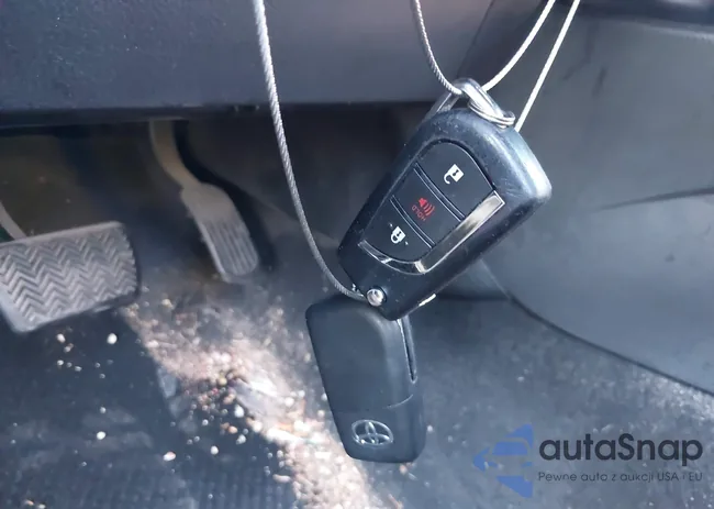 NMTKHMBX5JR048559: 44204368