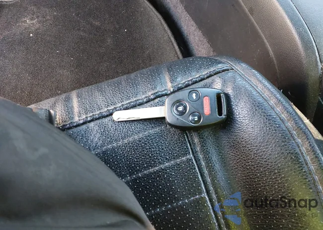 1HGCM72545A025084: 44205424