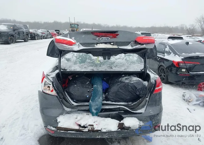 1FADP3FEXJL233942: 44205495