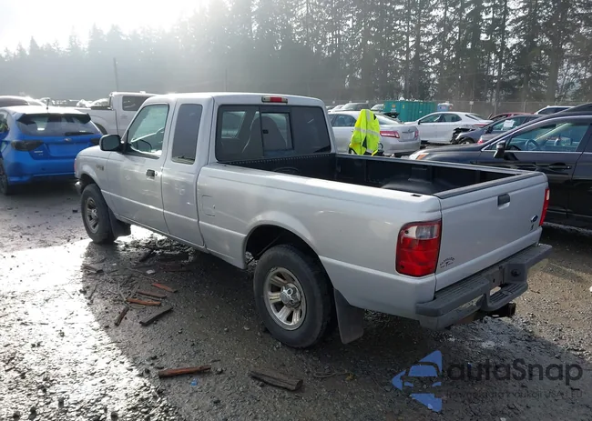 1FTYR44V12PB40624: 44205523