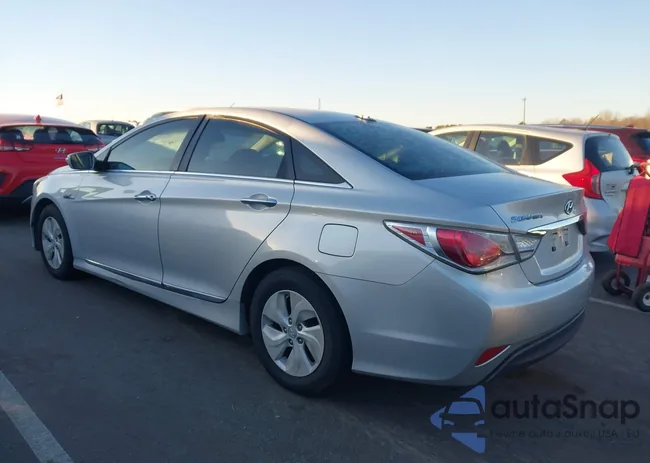 KMHEC4A48EA114895: 44205524