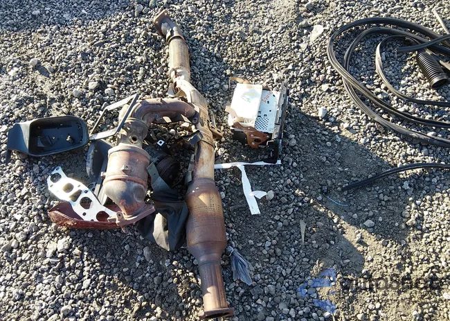 1N4AL3AP8FN320063: 44205560